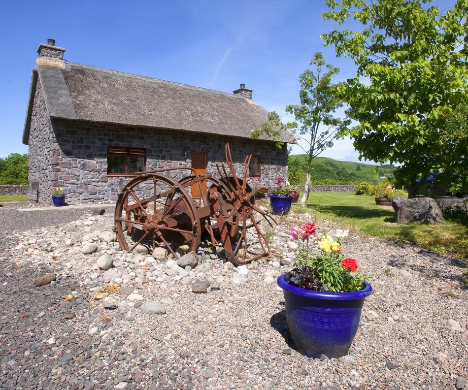 Clan Cottages オーバン エクステリア 写真